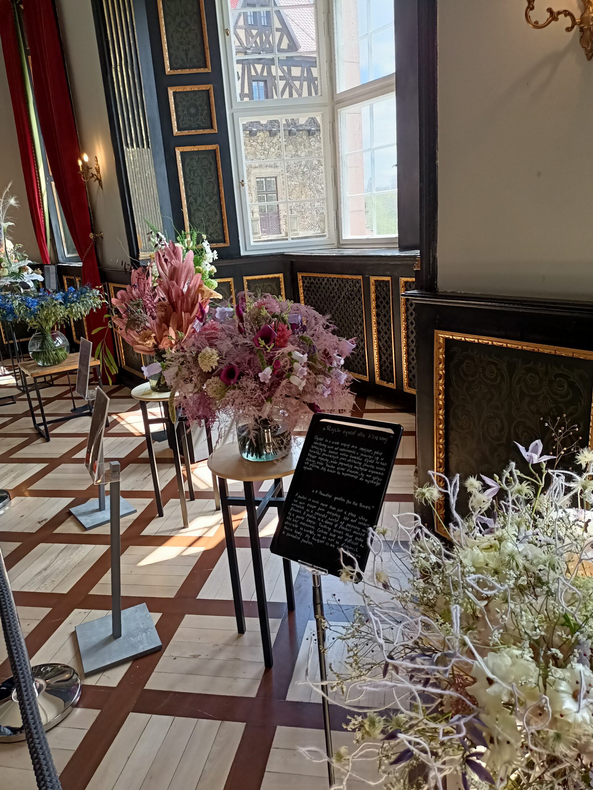 Zamek Książ w Wałbrzychu: Perła Dolnego Śląska (Historia, Ciekawostki, Cennik, Mapa)