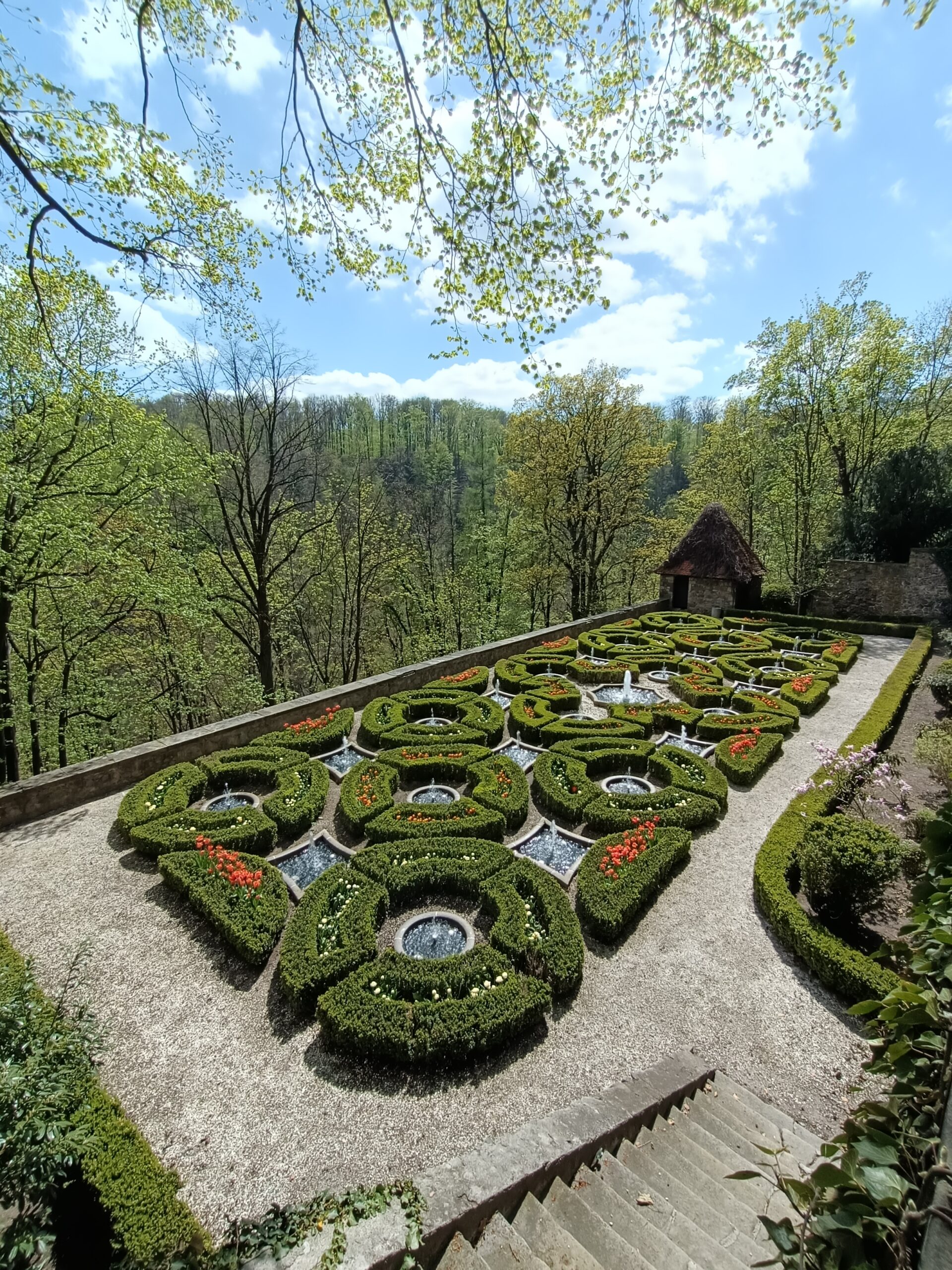 Zamek Książ w Wałbrzychu: Perła Dolnego Śląska (Historia, Ciekawostki, Cennik, Mapa)