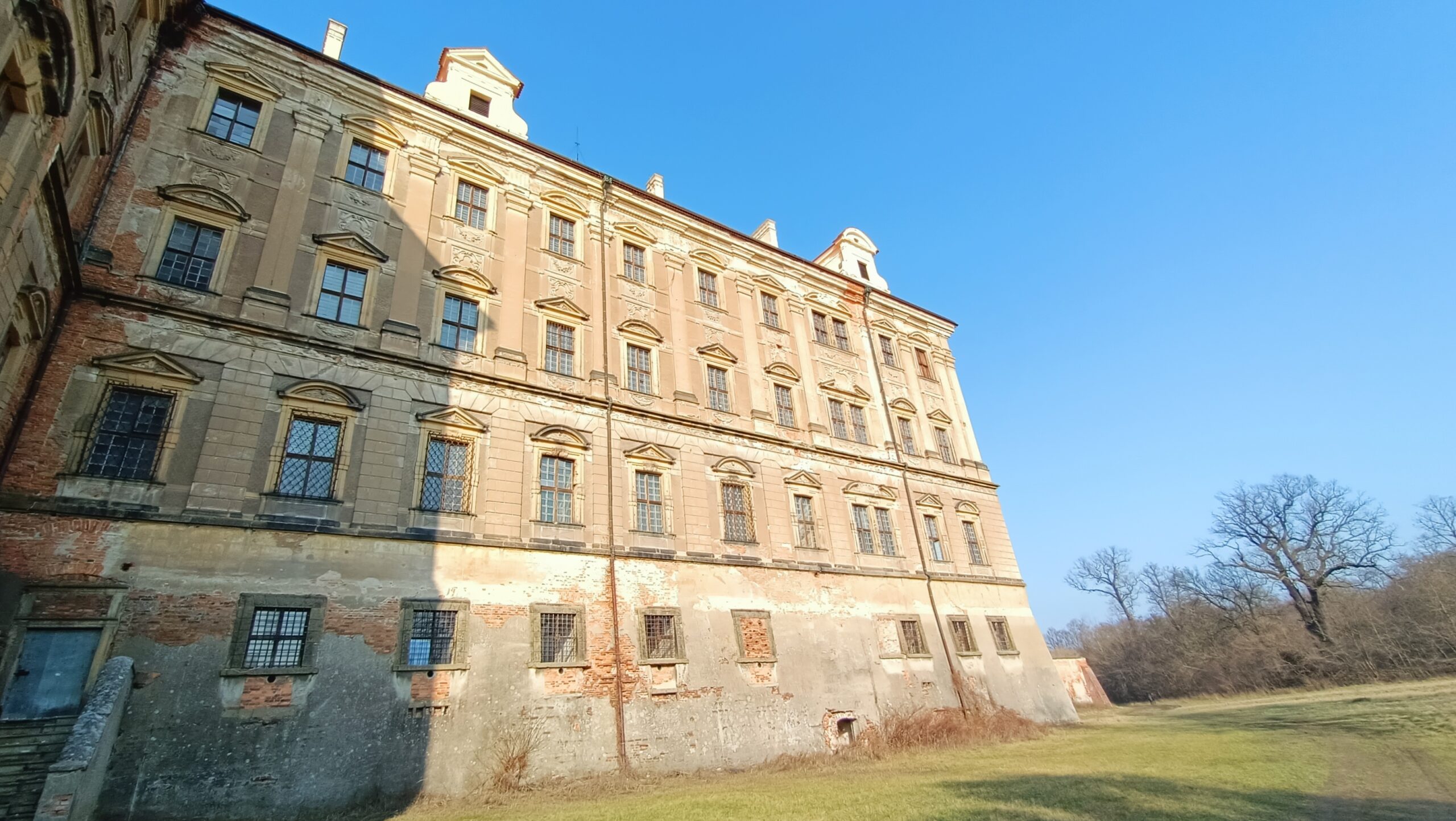 Opactwo w Lubiążu: największy klasztor cystersów na świecie