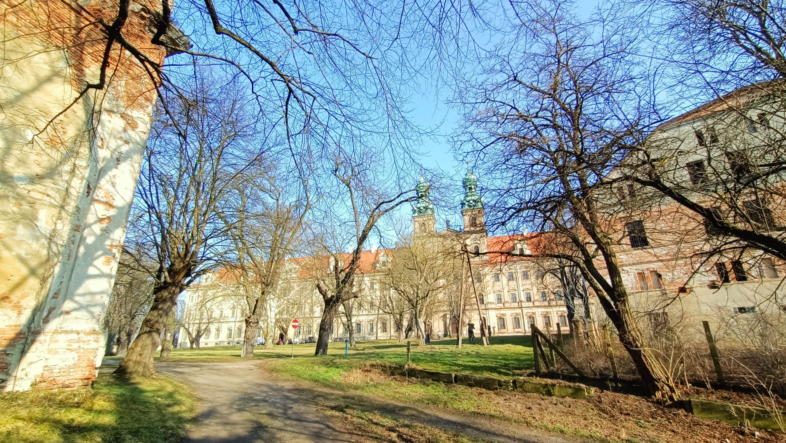 Opactwo w Lubiążu: największy klasztor cystersów na świecie