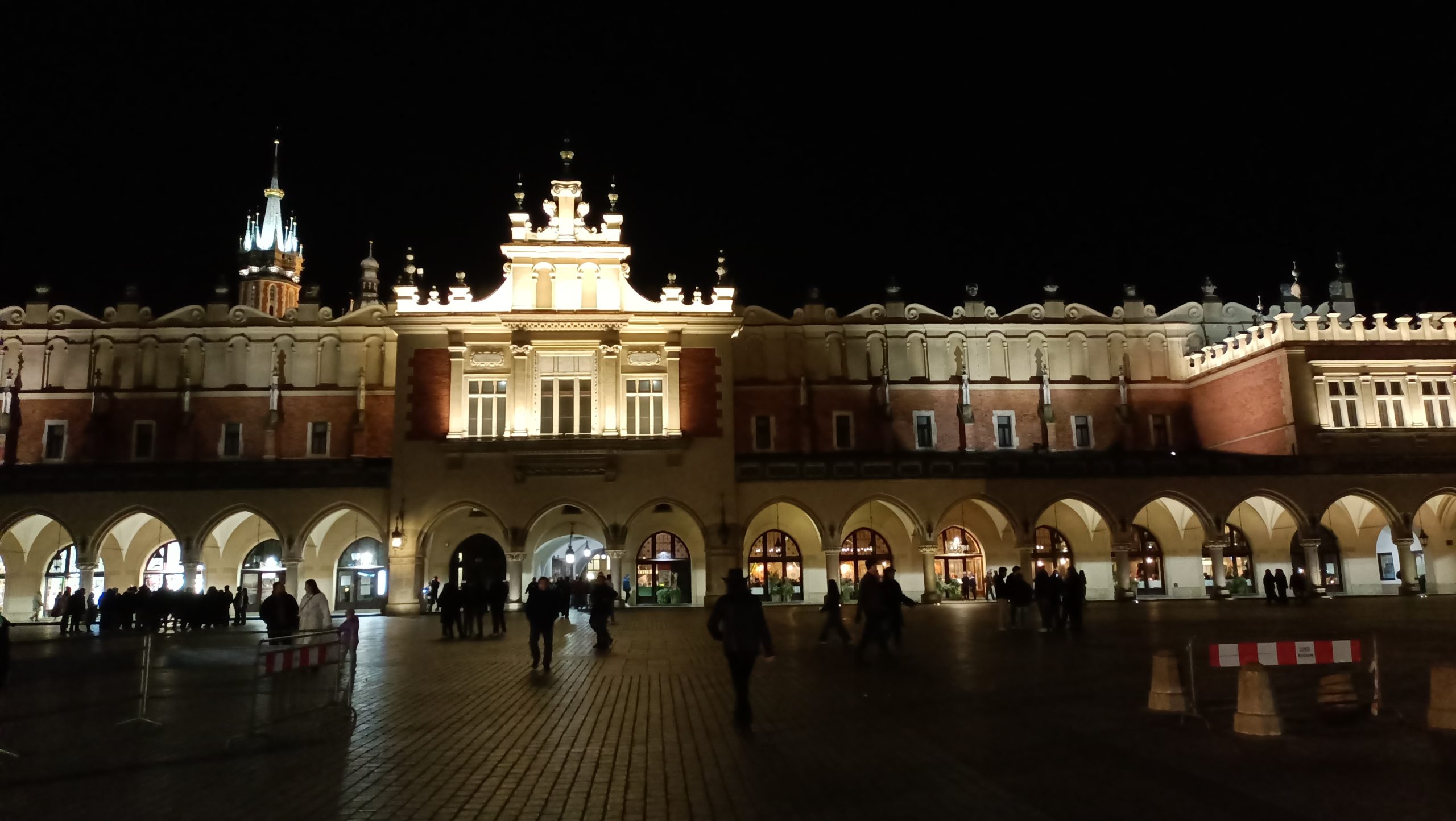 Idealny weekend w Krakowie: Od Zamku Królewskiego na Wawelu po błękitny Zakrzówek