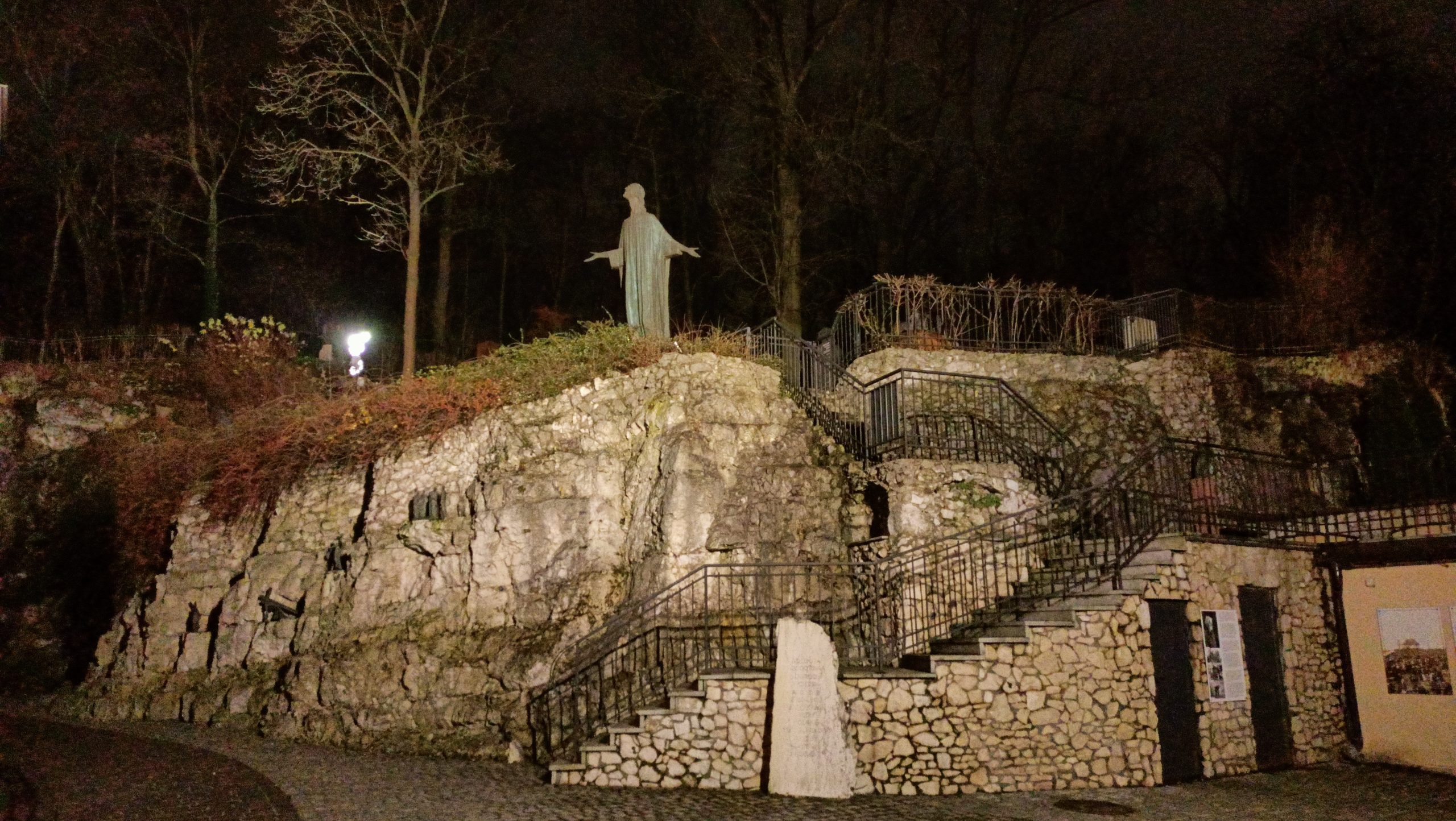 Idealny weekend w Krakowie: Od Zamku Królewskiego na Wawelu po błękitny Zakrzówek